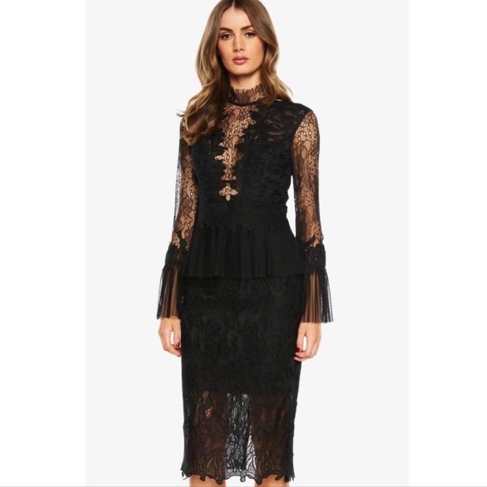 BARDOT FRANKIE LACE DRESS ♥️